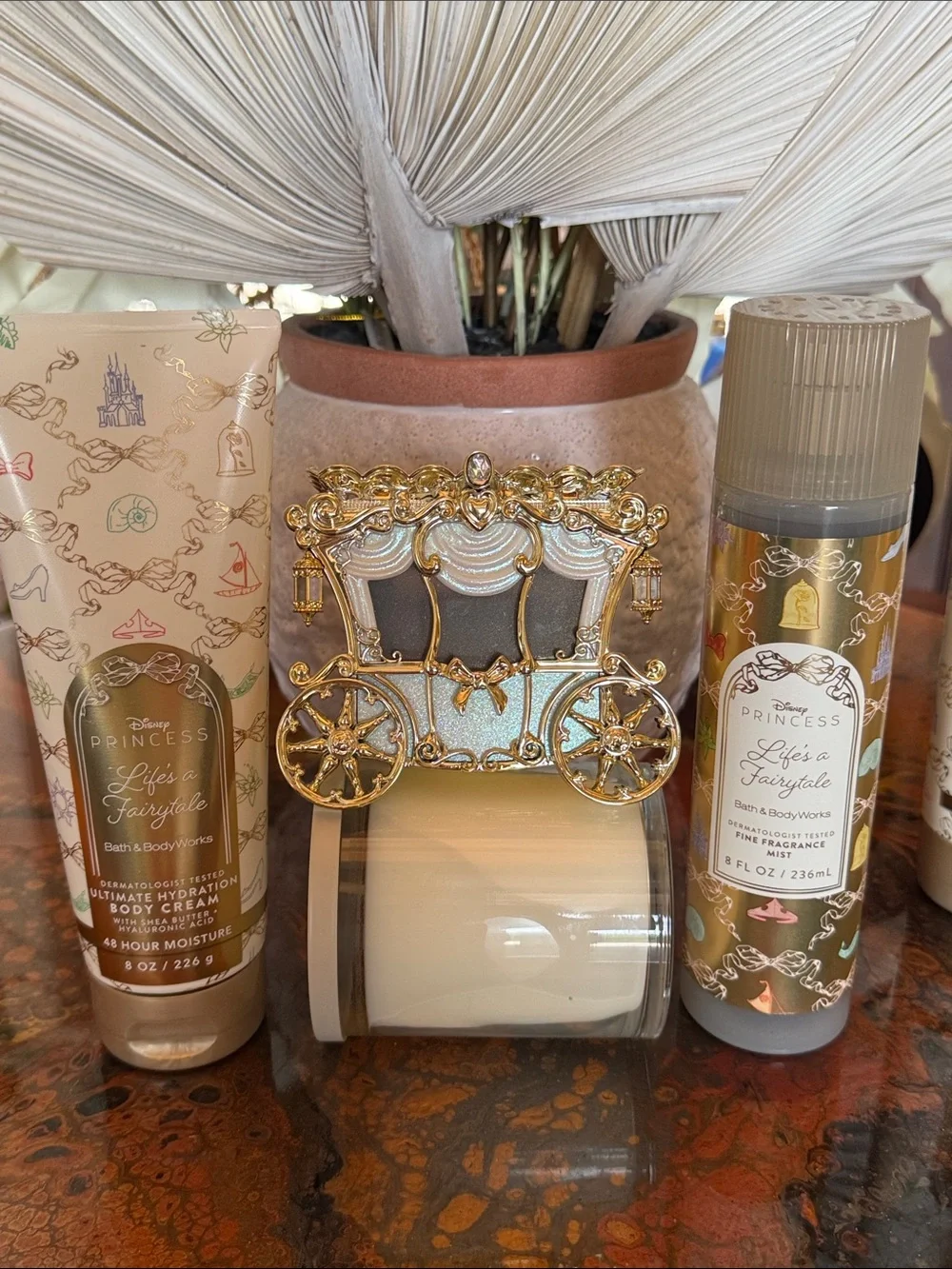 Disney Princess Carriage Projector Wallflower, Body Cream & Mist